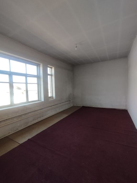 3,5 сотх 4 хонали ховли сотилади. Бектемир тумани Мажнунтол махаллада