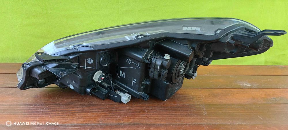 Фар за Toyota Yaris LED / Тойота Ярис ЛЕД