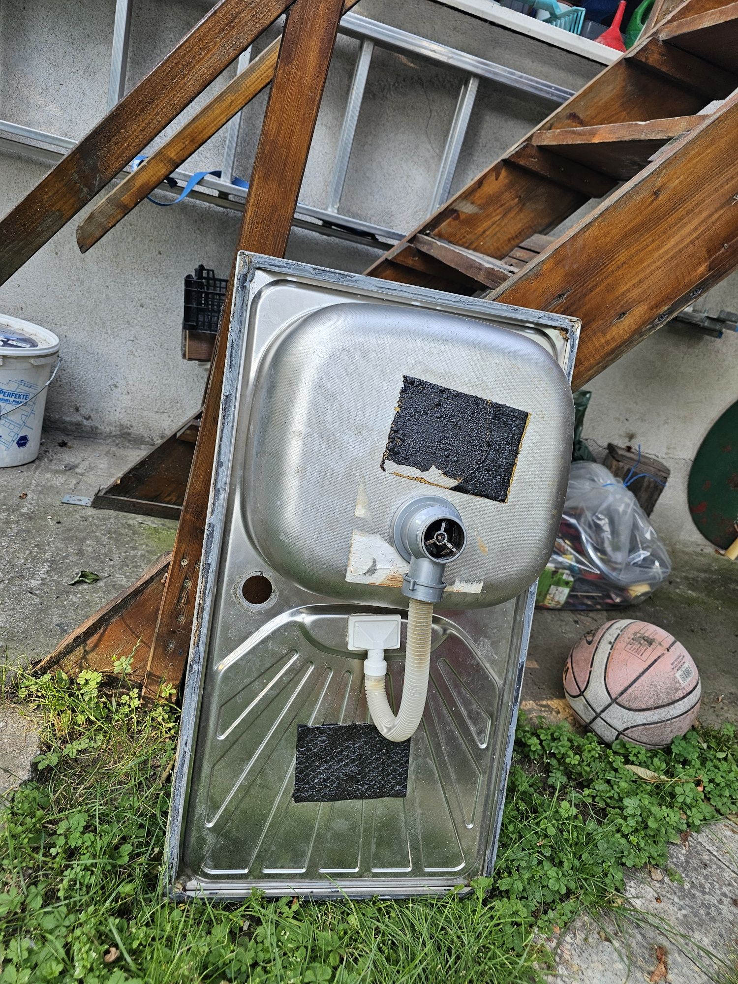 Vând chiuvetă din inox