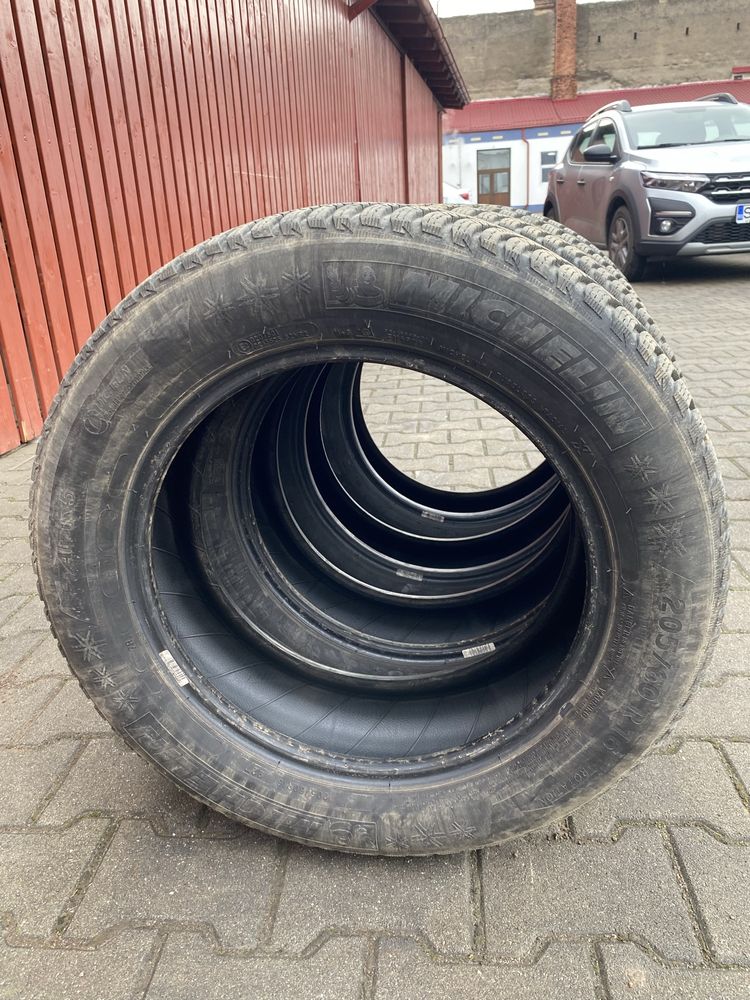 Anvelope/Cauciucuri  205 60 R16 Michelin Alpin 5