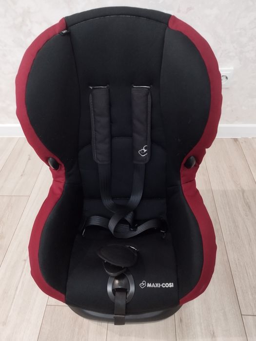 Автокресло Maxi-cosi