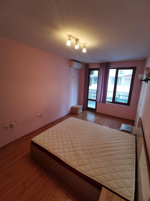 Дава се под наем Двустаен апартамент в Бургас, Лазур - 58 кв.м за 459 € - Снимка #2