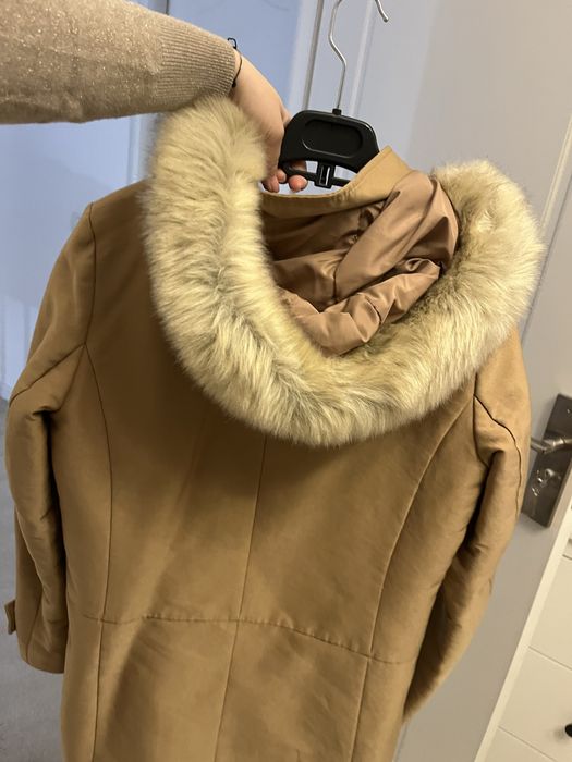 Geaca MANGO de iarna imblanita