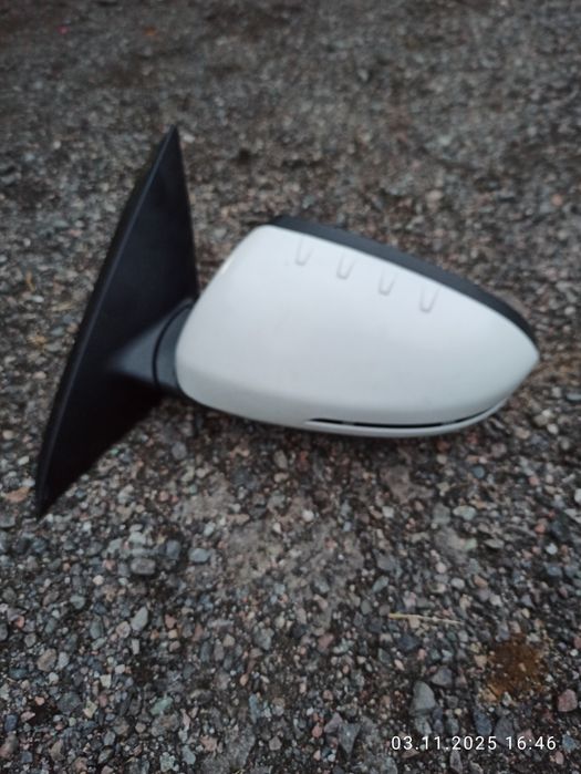 Продам зеркало левое на Кия Оптима 18 год