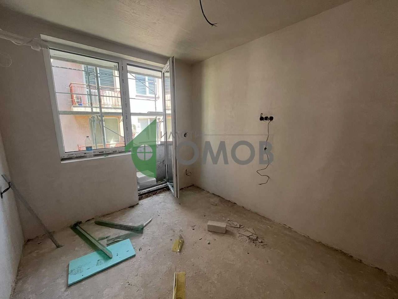 Продава се Тристаен апартамент в Шумен, Пазара - 98 кв.м за 1200 €/кв.м - Снимка #6