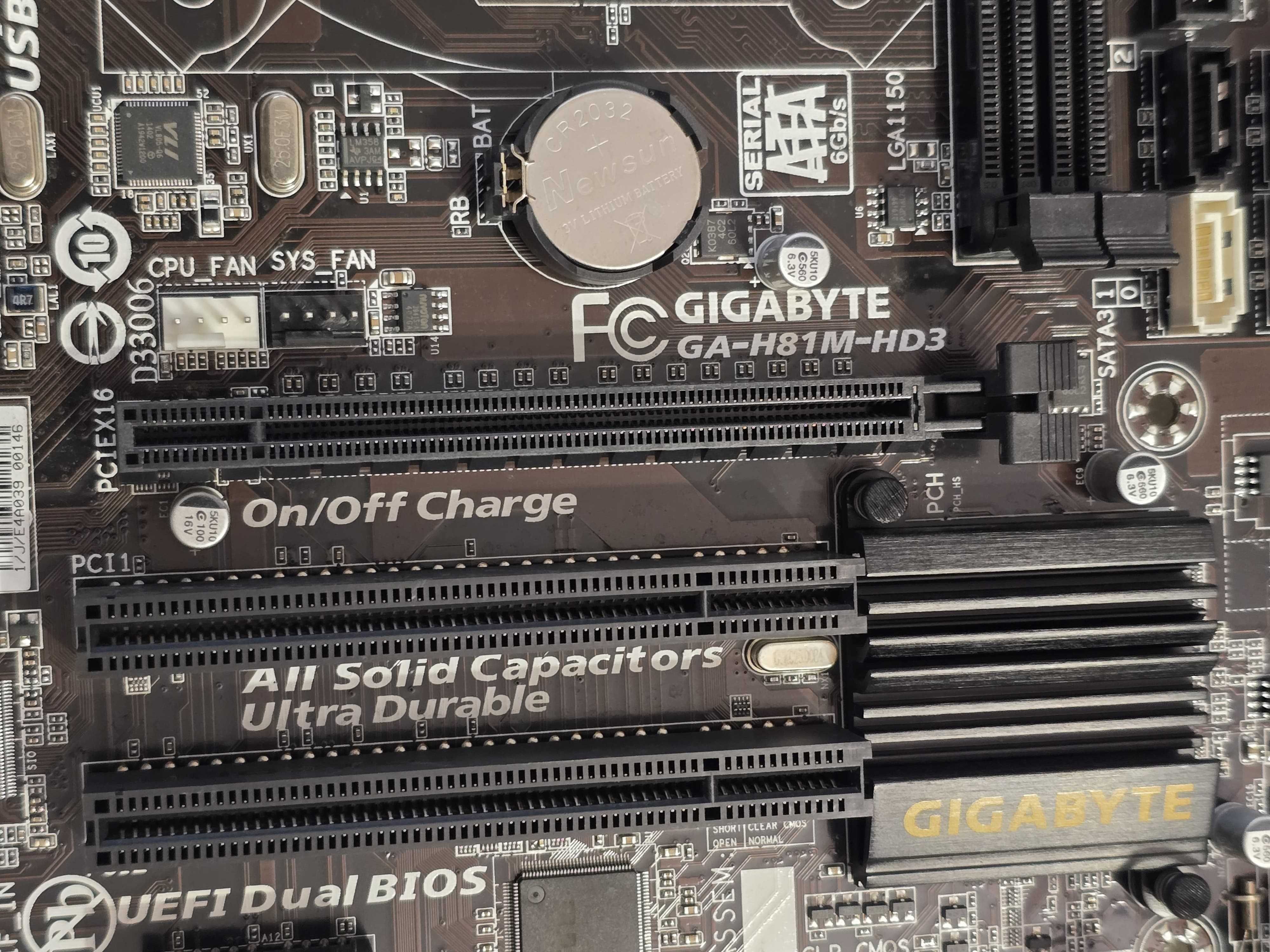Placa de baza Gigabyte GA-H81M-HD3, Socket 1150 + Procesor INTEL G3240