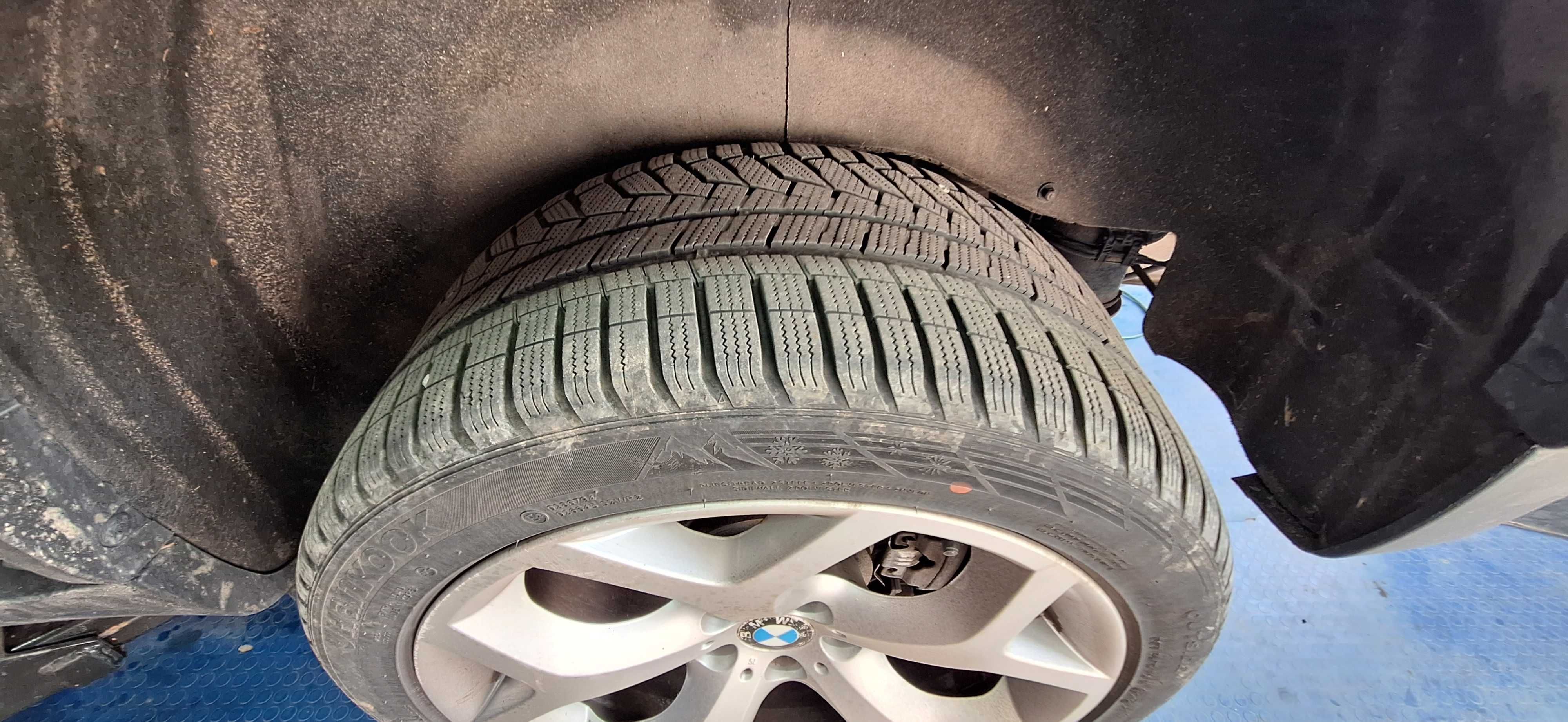 Зимни гуми Hankook за BMW X5