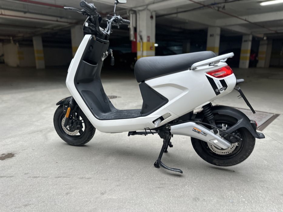 Scuter electric Alegra motor Bosch 2021 55km range