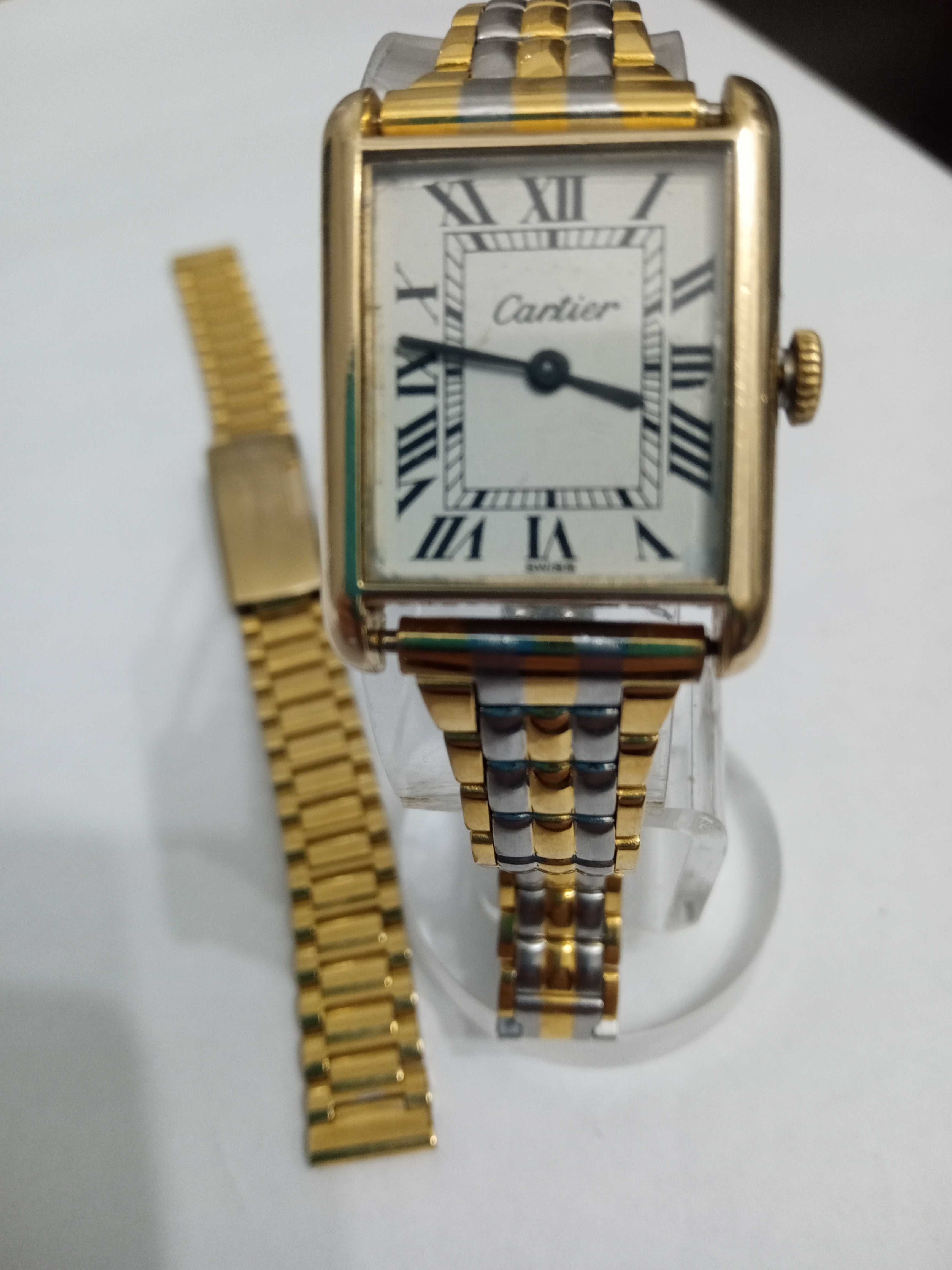 Vând ceas dama Cartier original