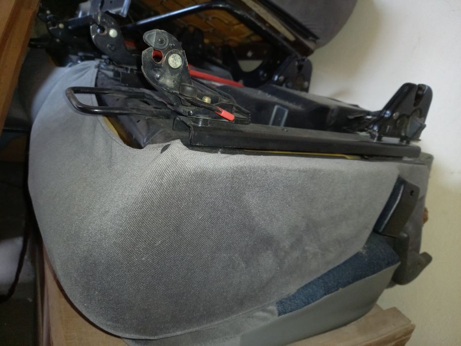 ИЗГОДНО: комплект седалки Рено Сценик