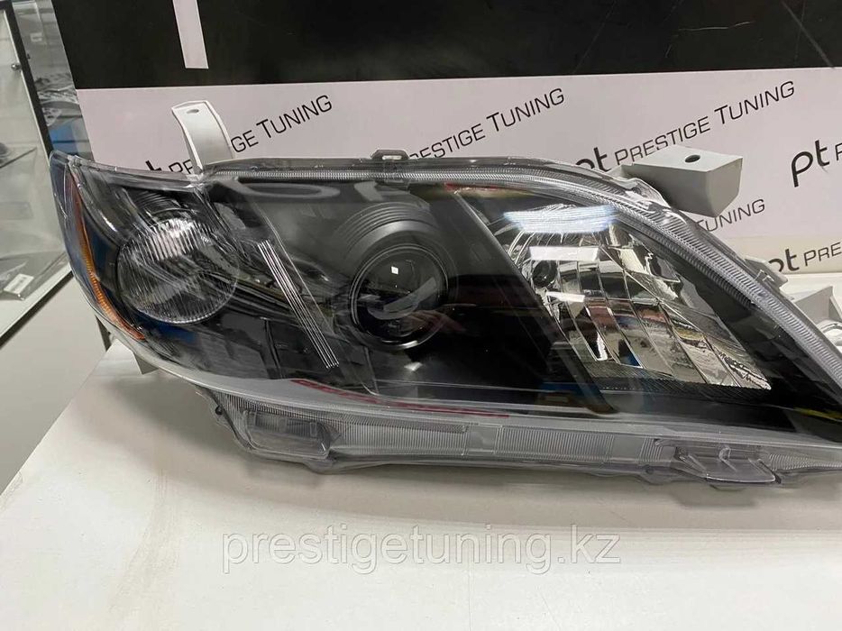 Фара на Toyota Camry 40 (SE) /Тойота Камри 40 (СЕ)
