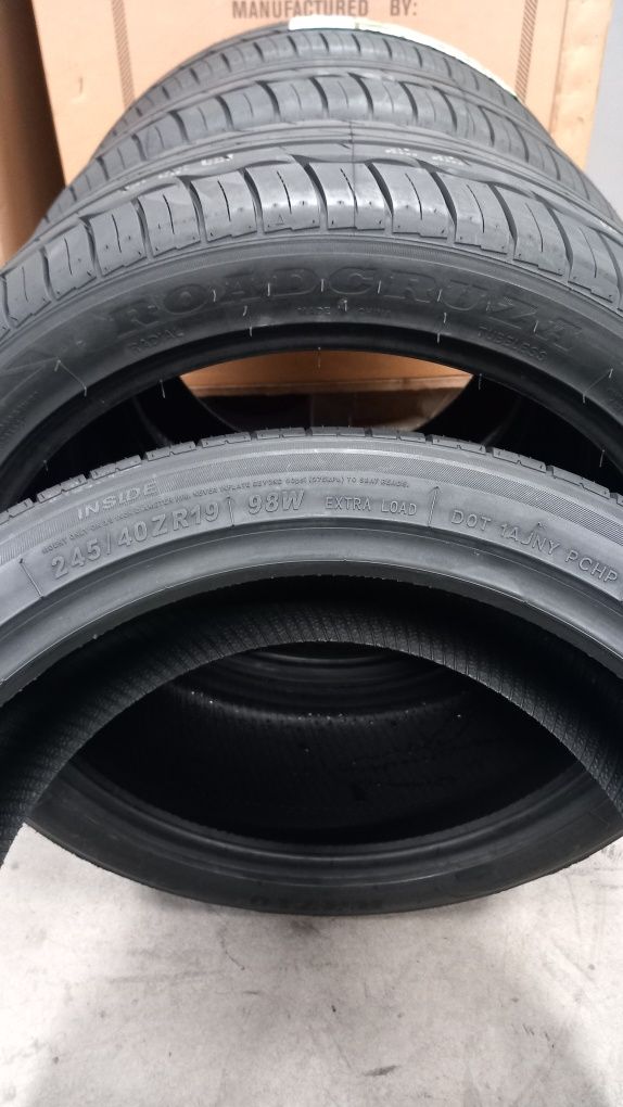 245/40ZR19 98W  ROADCRUZA extra load-Усилени,rim protection с борд