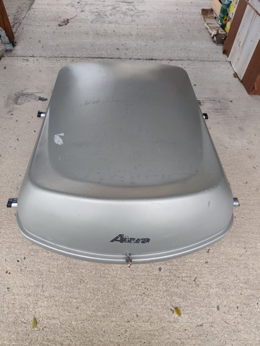 Багажник  пластмасов за кола