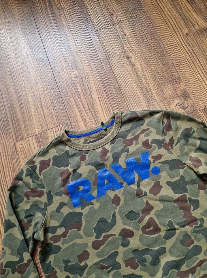 Страхотен мъжки пуловер G STAR RAW
размер М, без забележки , размери 5