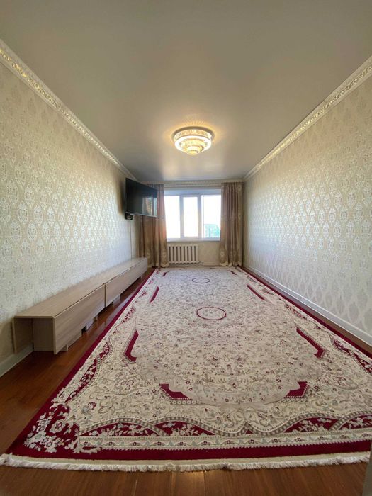 Продам 4х, УП, 8 мкр. 4 этаж