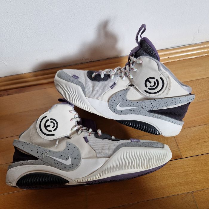 Nike Deldon - Together we fly