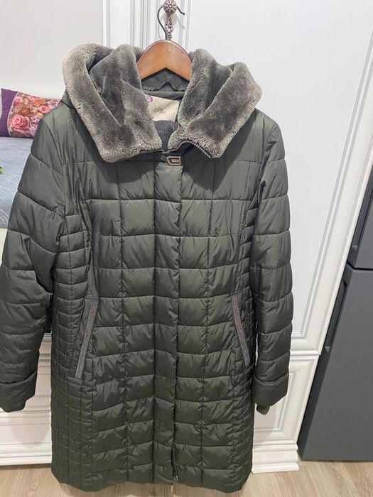 Продам куртку женскую в идеальном состоянии