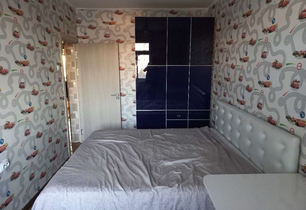 3х комнатная квартира около метро Новза