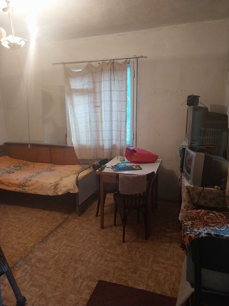 Продава се Къща в Своге - 60 кв.м за 425 €/кв.м - Снимка #2