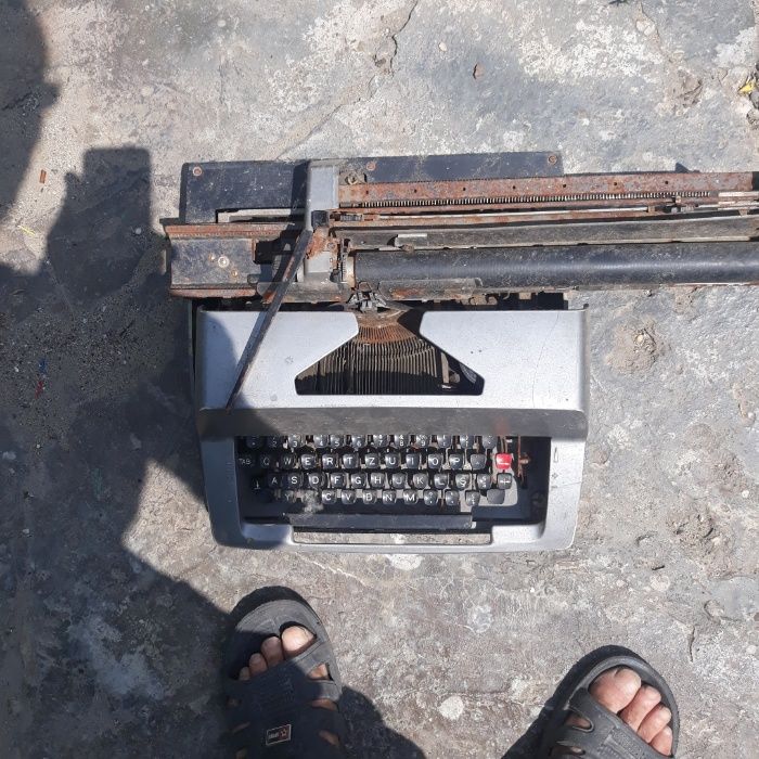 vind masina de scris