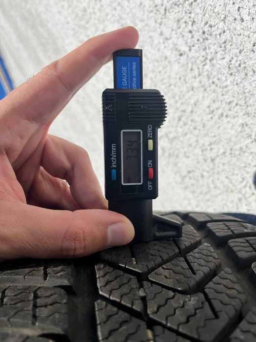 Vand roti complete iarna AEZ, 18"/ 5 x 112,  Pirelli SottoZero 3