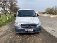 Mersedes mens vito