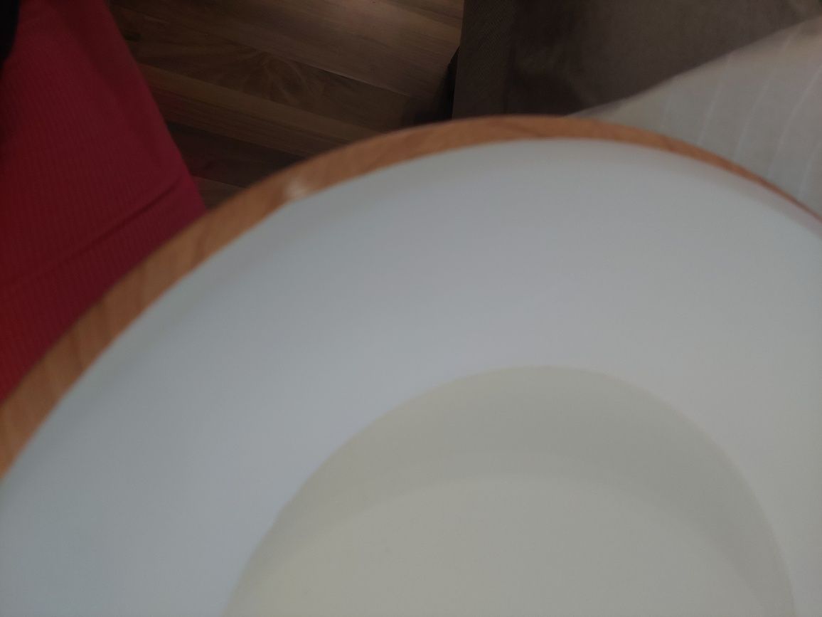 LED лампа за таван