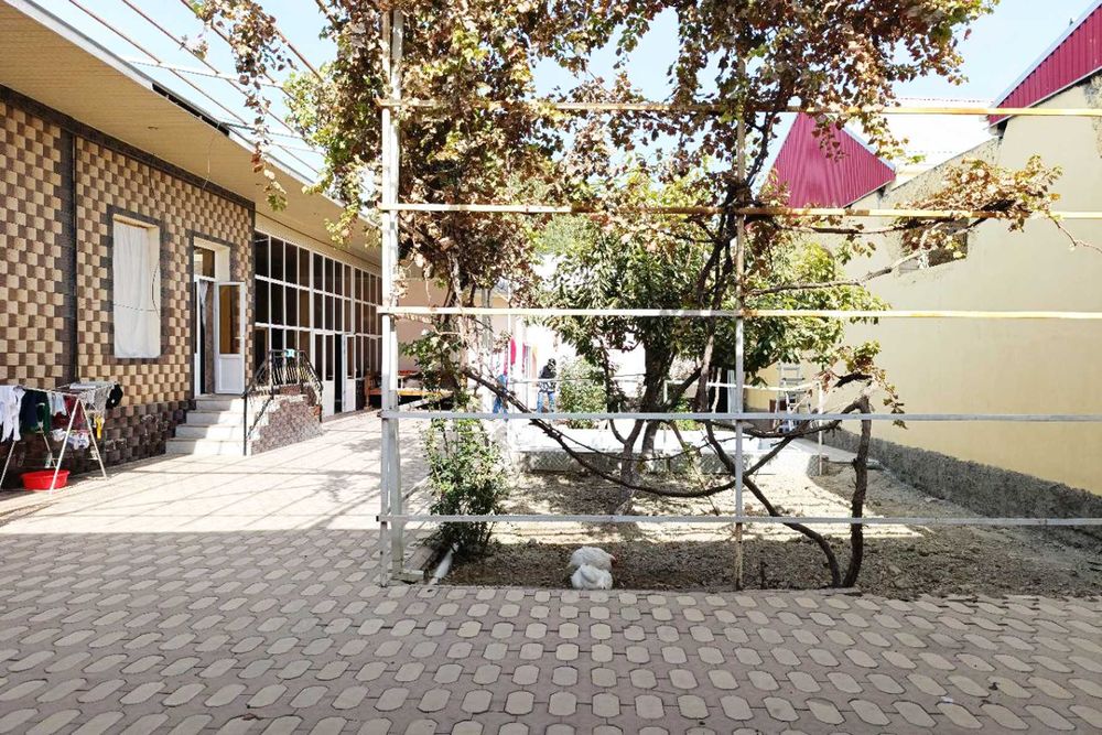 Продается дом в Самарканде, ориентир — ДЭУ Академический лицей.