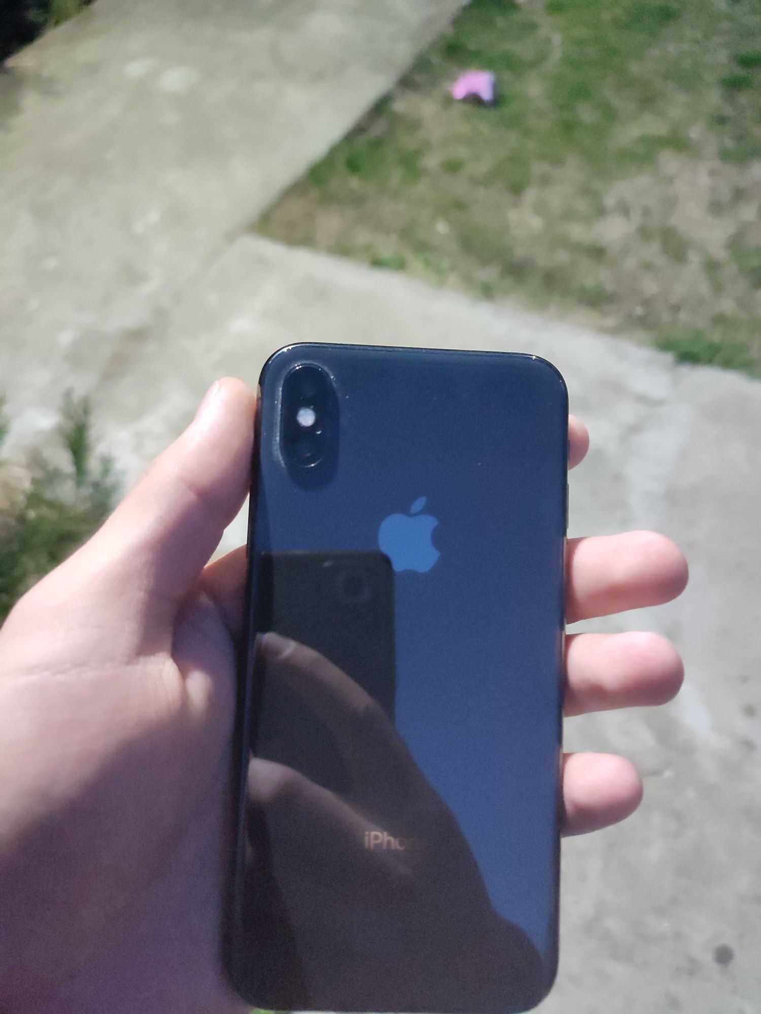 Vând iPhone x 256