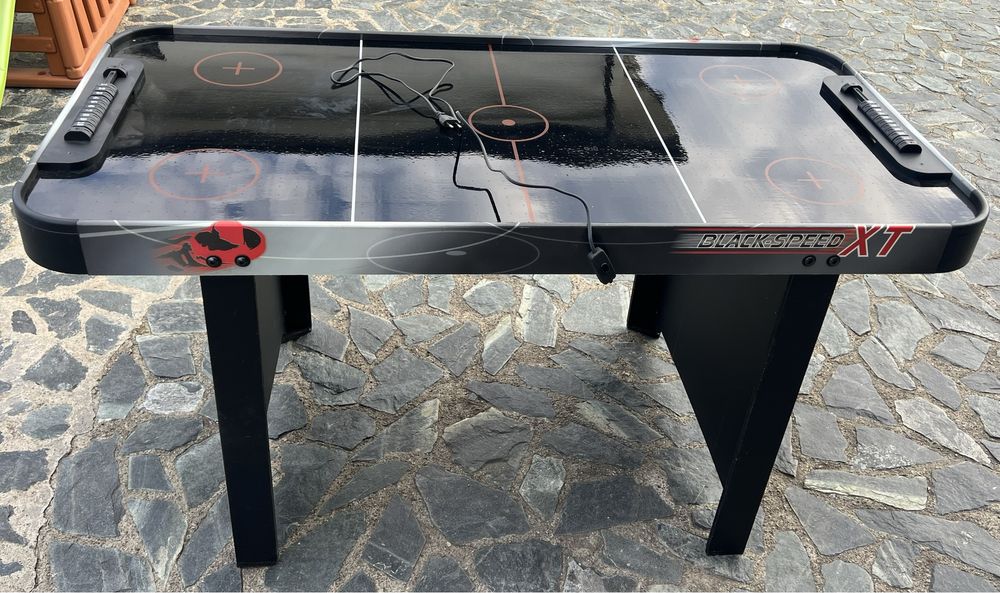 Vând masă Air Hockey