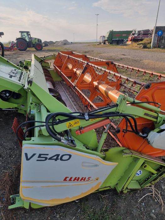 Combina CLAAS 620 Lexion
