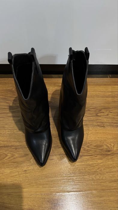 Дамски боти/ботуши