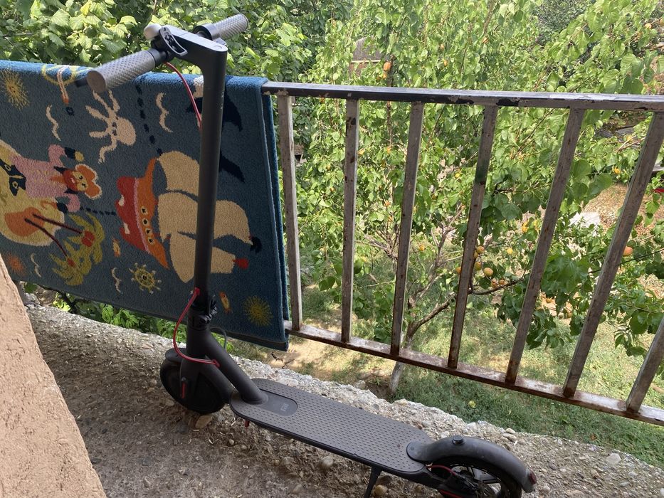 Trotineta Xiaomi m365