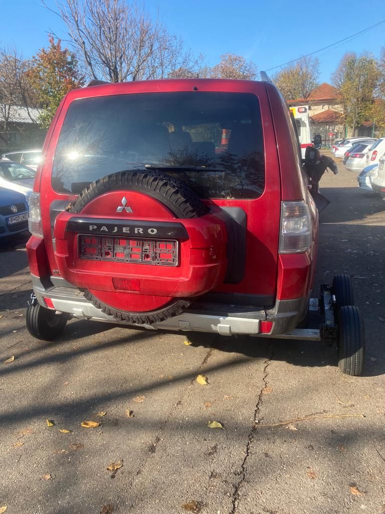 Dezmembrez Mitsubishi Pajero 3.2D Di-DC 2008, 118KW, 160CP, euro 4,