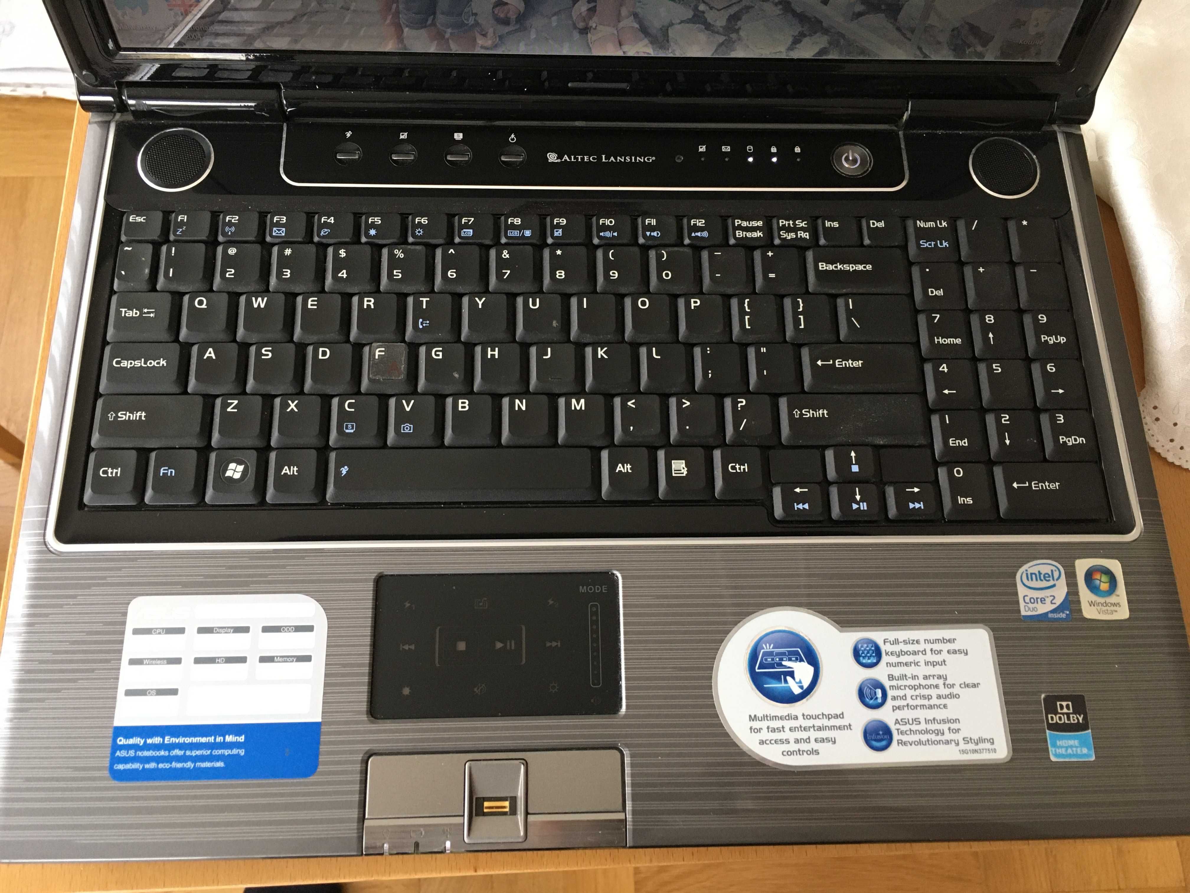Лаптоп ASUS M50V - 15,4" wide screen