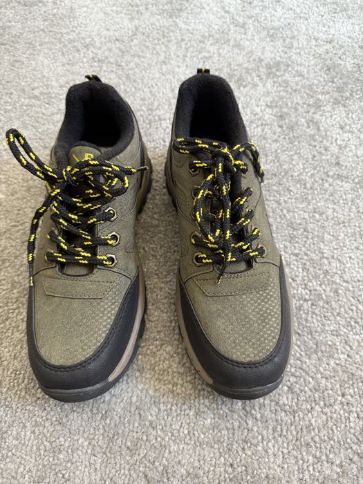 Oyoq kiyim sifati alo