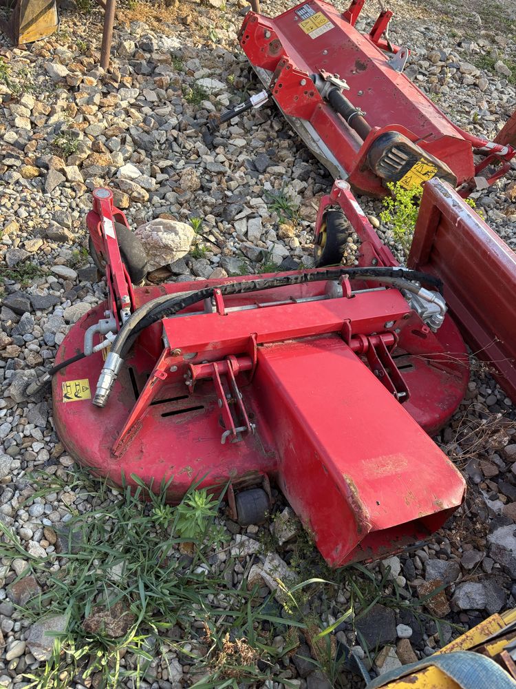 Tocatoare , coasa pt tractoras de gazon