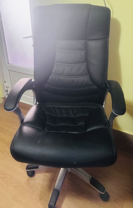 Scaun birou mare din piele ecologica