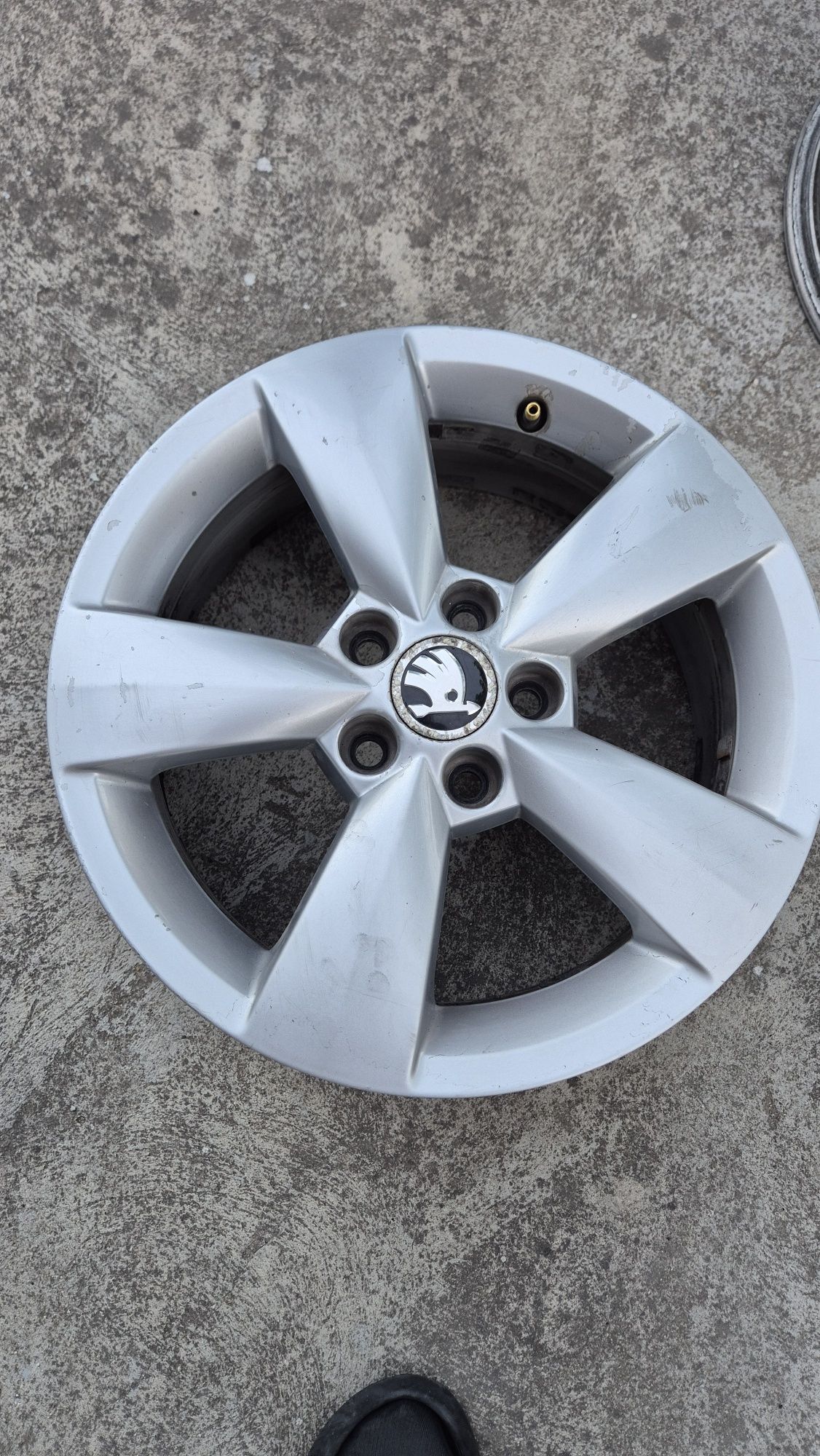 Оригинални джанти  Шкода/Skoda 15' , 5×100 , 6J ,ET 38