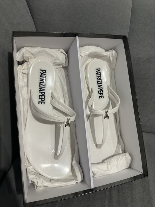 Чехли Patrizia Pepe