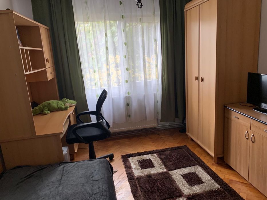 Apartament 3 camere rovine, dezrobirii G-uri