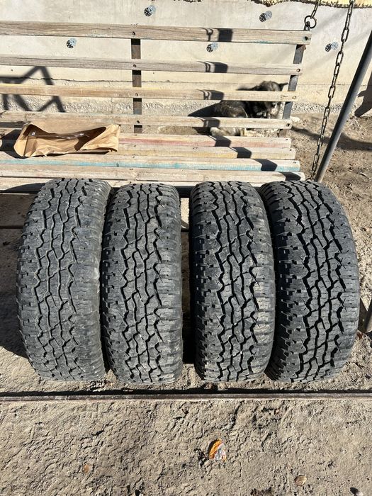 Продам покрышки R17