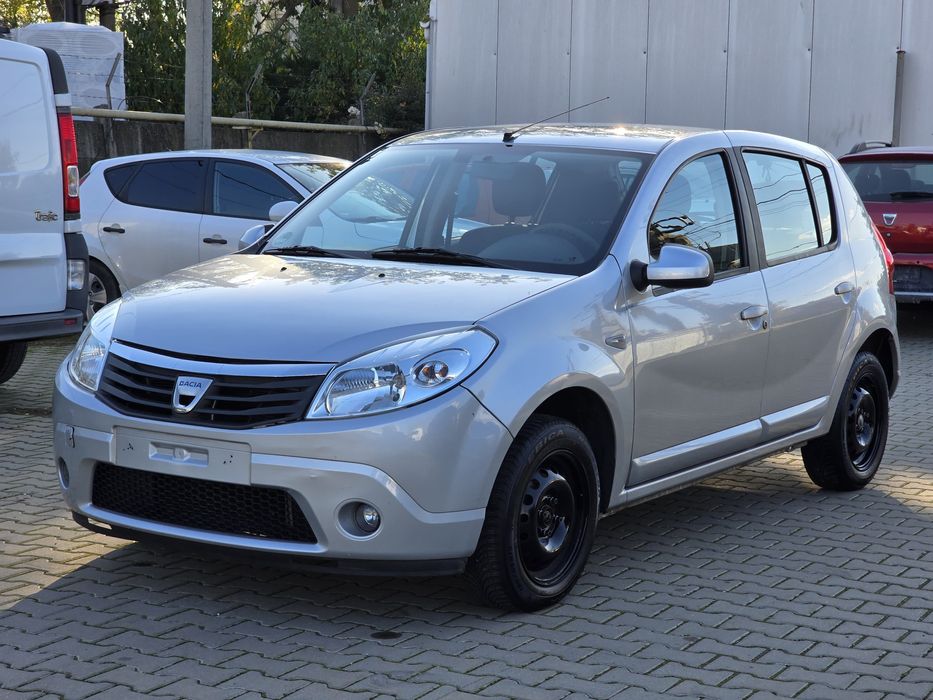 107.000 km, 1,4 MPI - 75 CP, AC