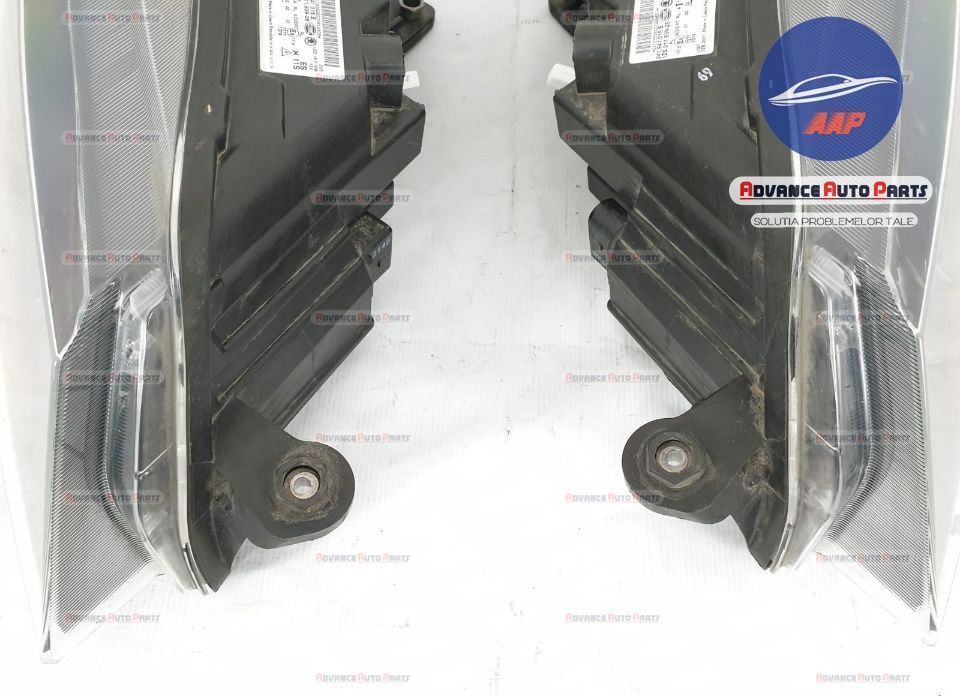 Far stanga originala in stare buna Skoda  Superb  3 [2015 - 2020]