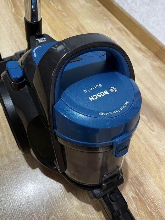 Продам пылесос BOSCH
