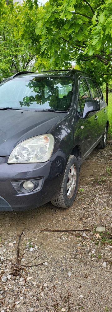 Kia Carens за части без двигател