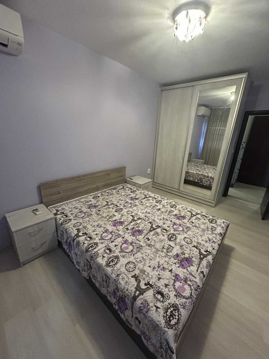 Двустаен апартамент в Смирненски