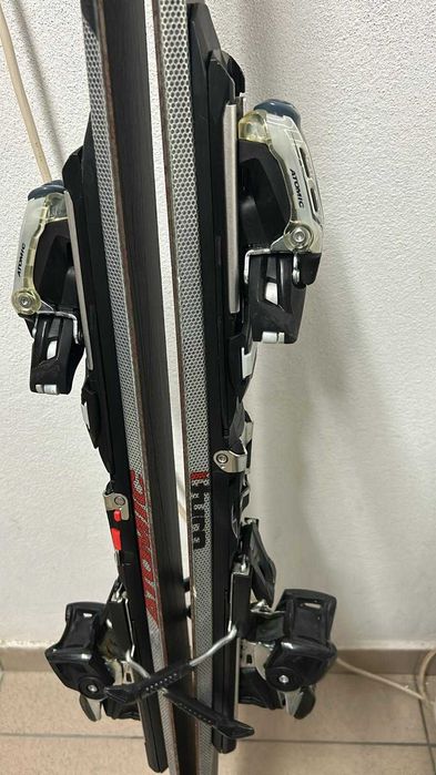 Schiuri Atomic 156 carbon + legaturi Atomic