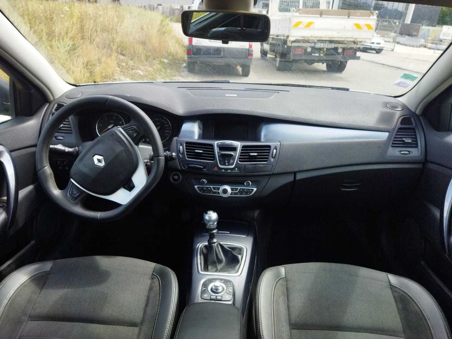 Dezmembram Renault Laguna 3, motorizare 2.0 DCi, an 2008