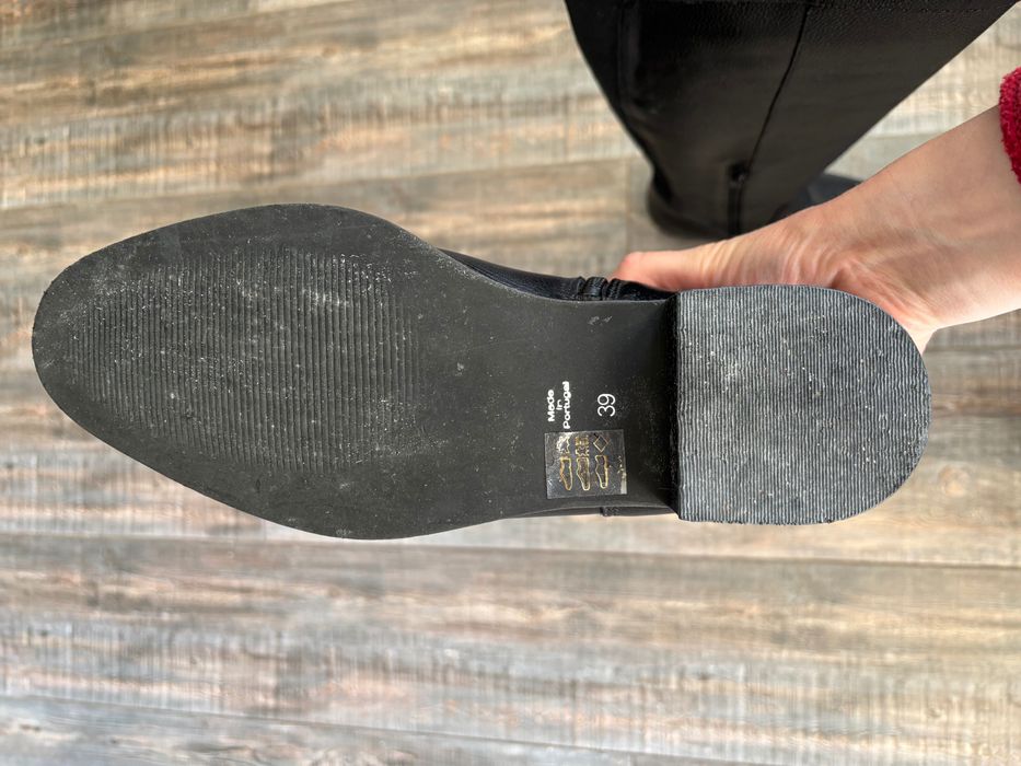 Елегантни кожени ботуши до коляното – почти нови, размер 39